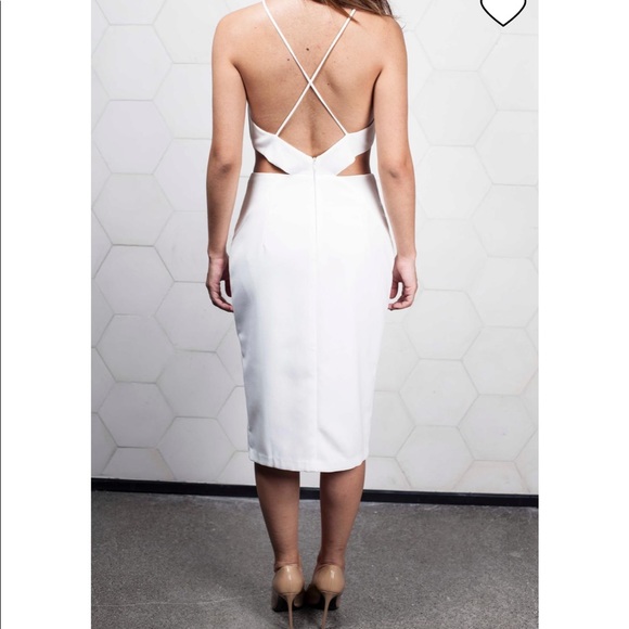 White backless dress with cutouts - Picture 4 of 5